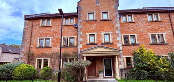 4 bedroom town house for sale