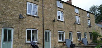 3 bedroom terraced house