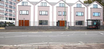 2 bed flat to rent