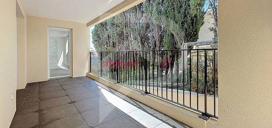 A vendre Appartement à Grasse 3 pièces 70 m2 avec 2 places de parking et une cave