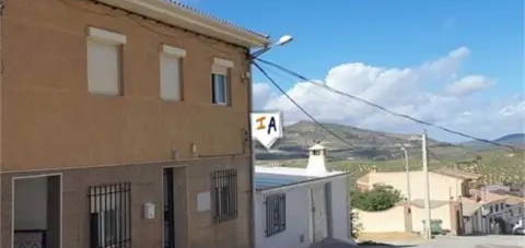 Casa en Castillo de Locub&#xED;n