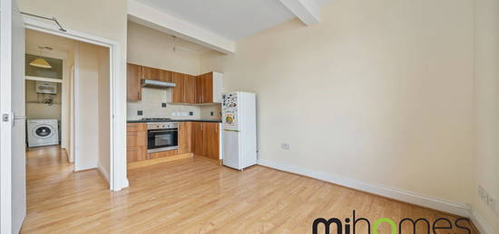 2 bed flat to rent