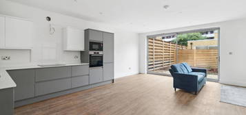 2 bedroom mews house for sale