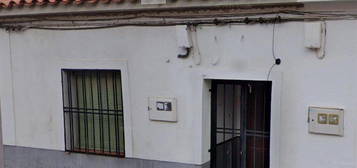 Casa adosada en venta en Mocejón