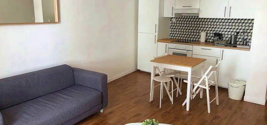 Loue appartement meublé, neuf, 57 m², 2 chambres, plein centre-ville Rennes (35)