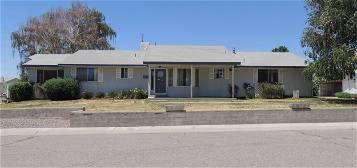 1200 Chaparral St, Bloomfield, NM 87413