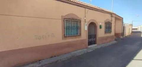 Casa en Cortijos de Marin