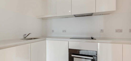 2 bed flat to rent