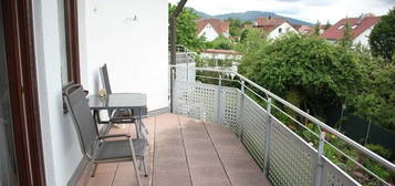 Attraktive 3,5-Zimmer-Eigentumswohnung mit großem Balkon und Carport