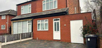 2 bedroom semi-detached house to rent