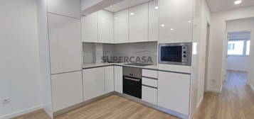 Apartamento T2 remodelado Feijó