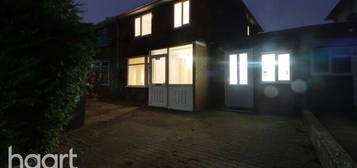 3 bedroom semi-detached house