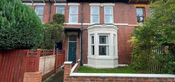 5 bedroom terraced house