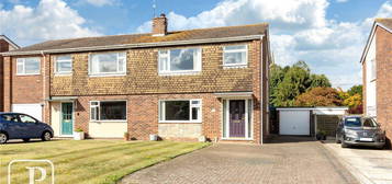 3 bed semi-detached house for sale