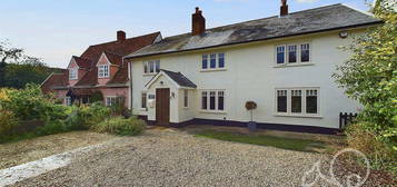 5 bedroom cottage for sale