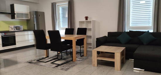 Modern möbliertes 3-Zimmer-Apartment 88 m² in Ochsenfurt