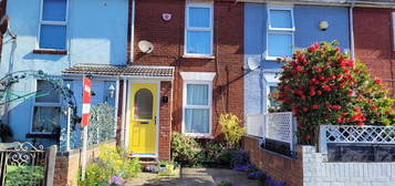 2 bed terraced house to rent