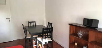 Arrendamento de Apartamento T2  na rua Doutor Teófilo Braga, 4