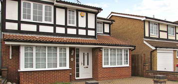 5 bedroom detached house