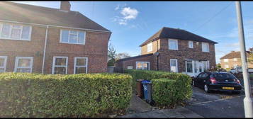 2 bed end terrace house to rent