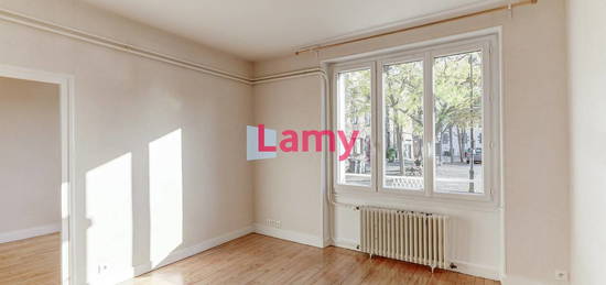 Appartement  à vendre, 3 pièces, 2 chambres, 50 m²