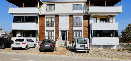 Başiskele bahçecik seymen'de full eşyalı 4+1 kiralık daire