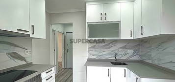 Apartamento T1 Remodelado em Lisboa, Arroios