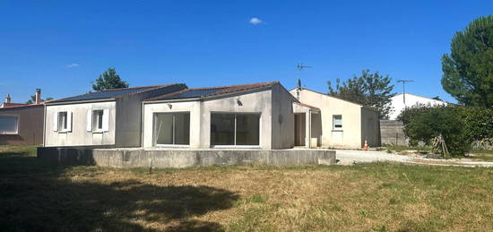 Maison  à vendre, 6 pièces, 5 chambres, 123 m²