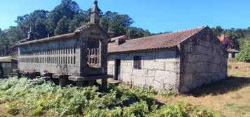 Casa r&#xFA;stica en Estrada de Porri&#xF1;o