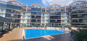 Lake City'de 3+1 Havuz Manzaral Daire