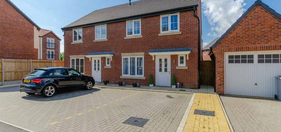 3 bedroom semi-detached house