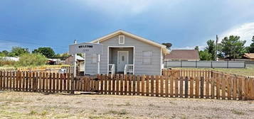 1100 W Stockton Ave, Alpine, TX 79830