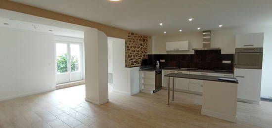 Maison 5 pièces 74 m²