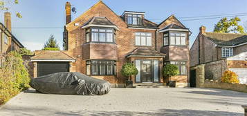 6 bedroom detached house for sale