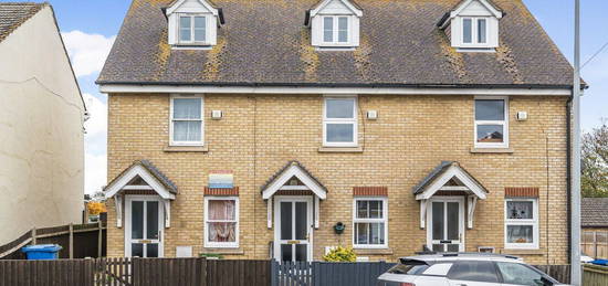 3 bed terraced house for sale