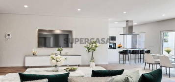 Apartamento T3 em Ponte do Rol de 169,00 m²