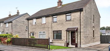 3 bed semi-detached house for sale