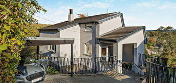 4 bed detached house for sale