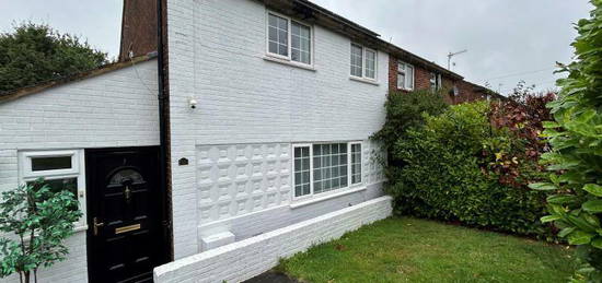 4 bedroom terraced house