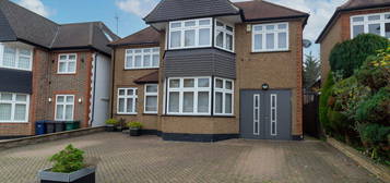 5 bed detached house for sale