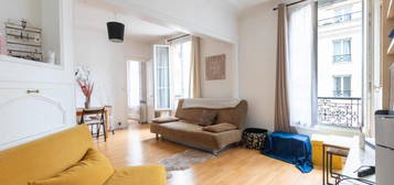 Appartement 2 pièces de 48m², lumineux, calme, rue Boileau à 400m du métro Barbara