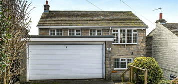 2 bedroom detached house