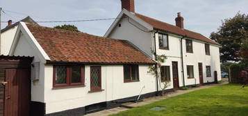 Detached house to rent in Rayners Falgate, Attleborough NR17