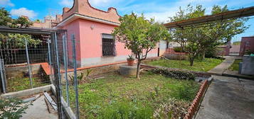 Casa indipendente con giardino NAPOLA