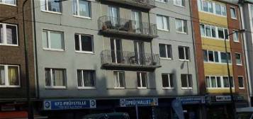 3 Raum Wohnung mit Balkon in Düsseldorf zu vermieten