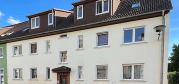 Familienfreundliche 3-Raum-Wohnung mit Balkon und Stellplatz in Lemsdorf