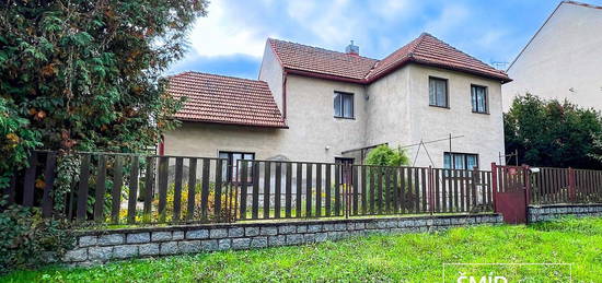 Prodej  vícegeneračního domu 196 m², pozemek 1 215 m²