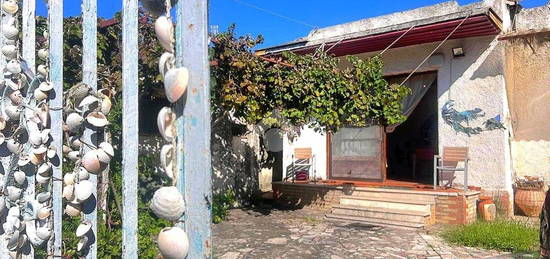 Villa unifamiliare via Ugo Foscolo 37, Centro, San Felice Circeo