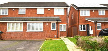 3 bedroom semi-detached house