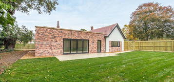 4 bedroom detached bungalow for sale